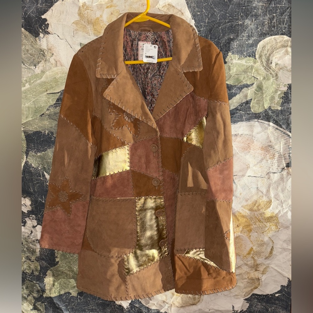 We the Free Flowers on the Wall Jacket - Picture 2 of 4